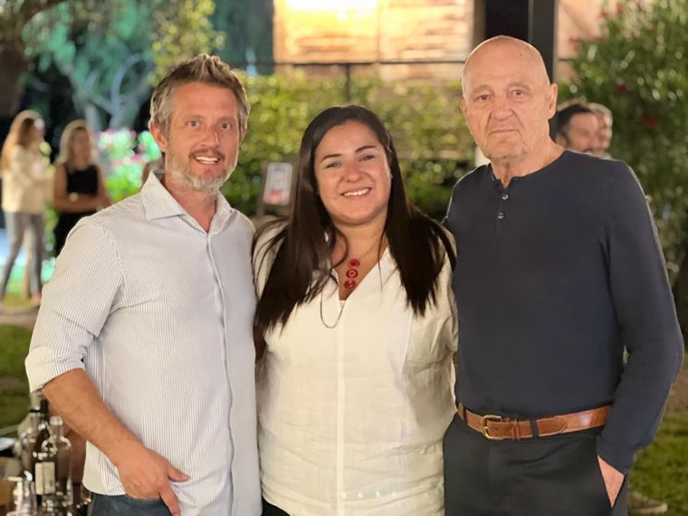 Guillermo Barletta, Laura Arcienega y Julio Chretien. Guillermo Barletta, Laura Arcienega y Julio Chretien.