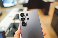 El innovador Samsung Galaxy S26 Ultra de Samsung Electronics busca revolucionar la privacidad, pero enfrenta problemas técnicos en su panel.