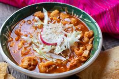 Pozole Foto: Architectural Digest México y Latinoamérica