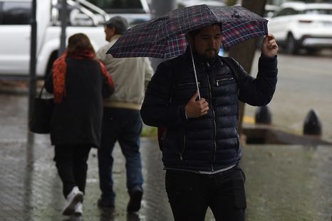 Las temperaturas máximas no superarán los 10° y se esperan mínimas cercanas a los 0° durante el ingreso del frente frío explicó el Servicio Meteorológico Nacional. Las temperaturas máximas no superarán los 10° y se esperan mínimas cercanas a los 0° durante el ingreso del frente frío explicó el Servicio Meteorológico Nacional.