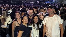 No te pierdas la crónica de lo que fue el recital y la galería de fotos, al final de la nota. No te pierdas la crónica de lo que fue el recital y la galería de fotos, al final de la nota.