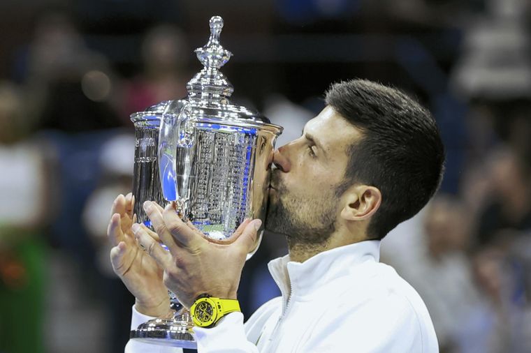El más grande: Djokovic arrasó con Medvedev para ganar el US Open, su 24° título de Grand Slam Foto: EFE
