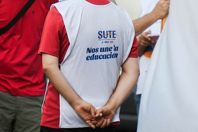 MDZol | Las reuniones paritarias con SUTE, Ampros y ATE comenzarán a las 10. Foto: Santiago Tagua/MDZ