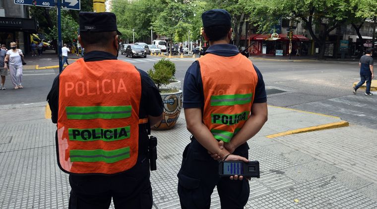 Policías trabajarán en los principales puntos turísticos de la provincia Foto: ALF PONCE MERCADO / MDZ