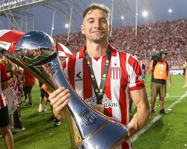 Lucas Alario no seguirá en Estudiantes. Lucas Alario no seguirá en Estudiantes.