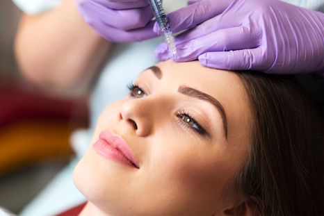 La Anmat prohibió una toxina botulínica sin registro que se vendía por redes sociales y representa un riesgo sanitario. Foto: frederickdermatology.com La Anmat prohibió una toxina botulínica sin registro que se vendía por redes sociales y representa un riesgo sanitario. Foto: frederickdermatology.com