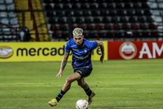 Independiente va por más y busca cerrar la llegada de un extremo de 21 años que juega en Huachipato de Chile.