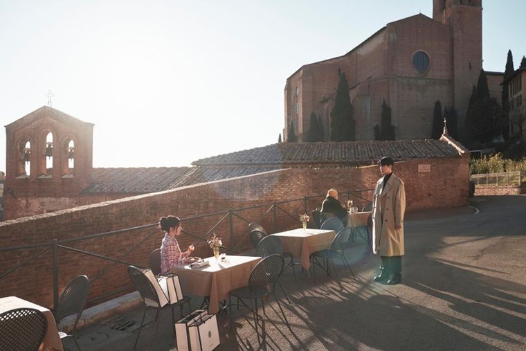 Netflix apuesta a un K-drama romántico que cruza idiomas, culturas y paisajes.