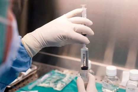 Los bacteriófagos o terapia de fagos es una alternativas a los antibióticos, pero en muchos países aún no está aprobado su aplicación.