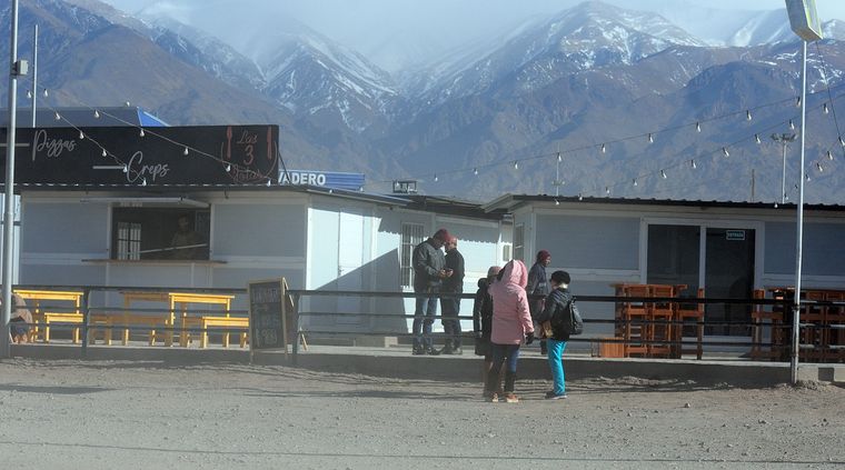 La zona de la precordillera mendocina se verá afectada por el Zonda este lunes. Foto: ALF PONCE MERCADO / MDZ