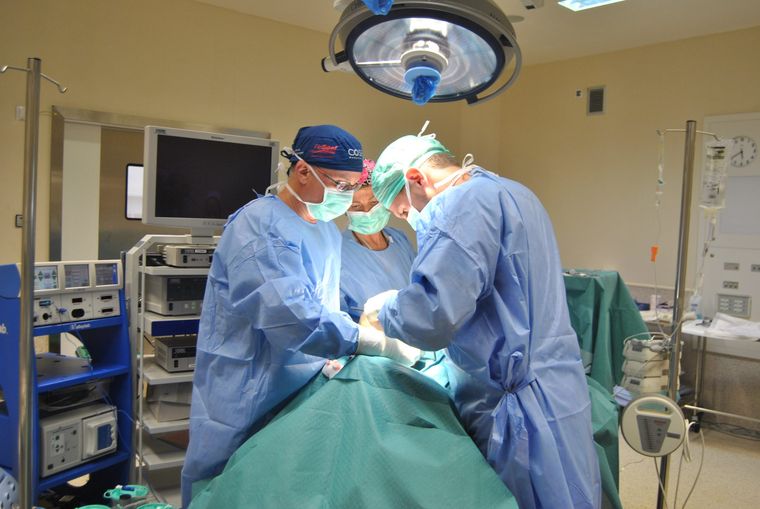 La cirugía sin sangrado no es un mito, sino una realidad alcanzable. La cirugía sin sangrado no es un mito, sino una realidad alcanzable.