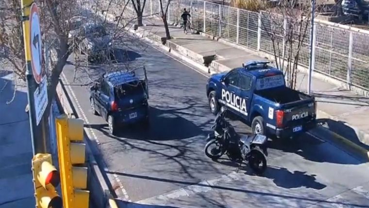 policias-detenido-3464747