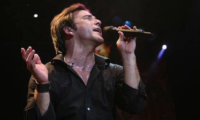 Héctor es el hijo menos conocido de Ricardo Montaner Tiene 40 años y está casado con una modelo argentina
