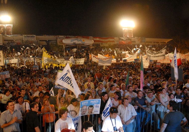 Acto de cierre de la Concertación, ¿el último acto? Foto: Nacho Gaffuri / MDZ