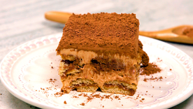 Increíble receta de tiramisú de dulce de leche: una versión argentina del clásico italiano. Increíble receta de tiramisú de dulce de leche: una versión argentina del clásico italiano.