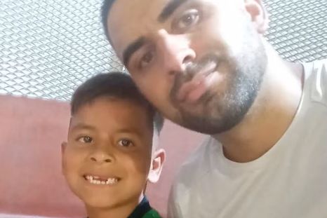 Ante el accionar del policía, la fiscalía lo imputó por homicidio con dolo eventual. En estos momentos se presentó al llamado a indagatoria. Ante el accionar del policía, la fiscalía lo imputó por homicidio con dolo eventual. En estos momentos se presentó al llamado a indagatoria.