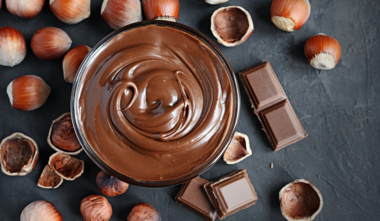 Descubre cómo hacer tu propia crema de avellanas con chocolate Foto: Shutterstock
