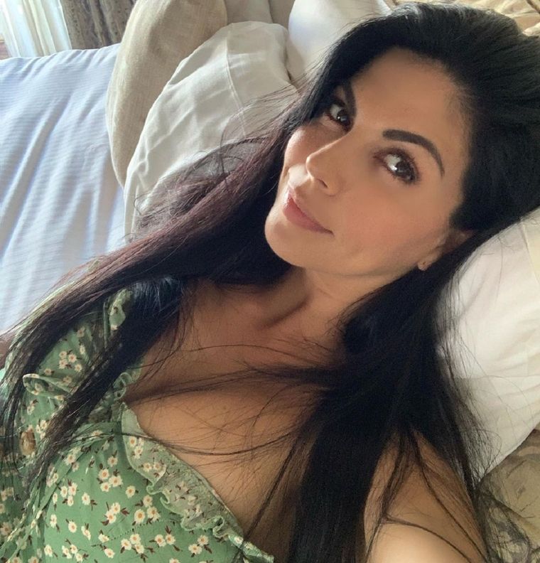 África Zavala deslumbra con su belleza a sus 37 años. Foto: Instagram