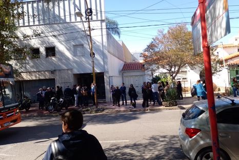 El edificio de OSEP fue evacuado este mediodía El edificio de OSEP fue evacuado este mediodía