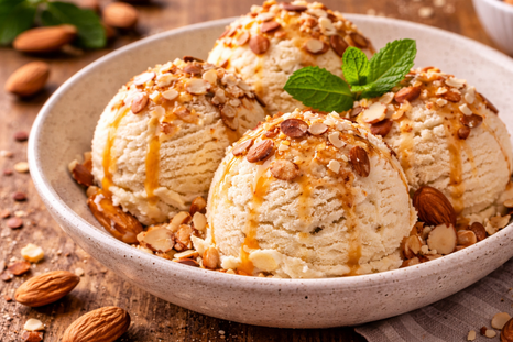 Las almendras son ricas en grasas saludables y aportan cremosidad a esta receta. Las almendras son ricas en grasas saludables y aportan cremosidad a esta receta.