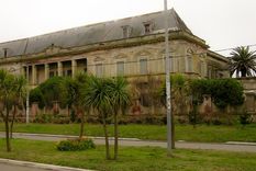 Un hotel de mil historias en la avenida principal. Foto: Gentileza