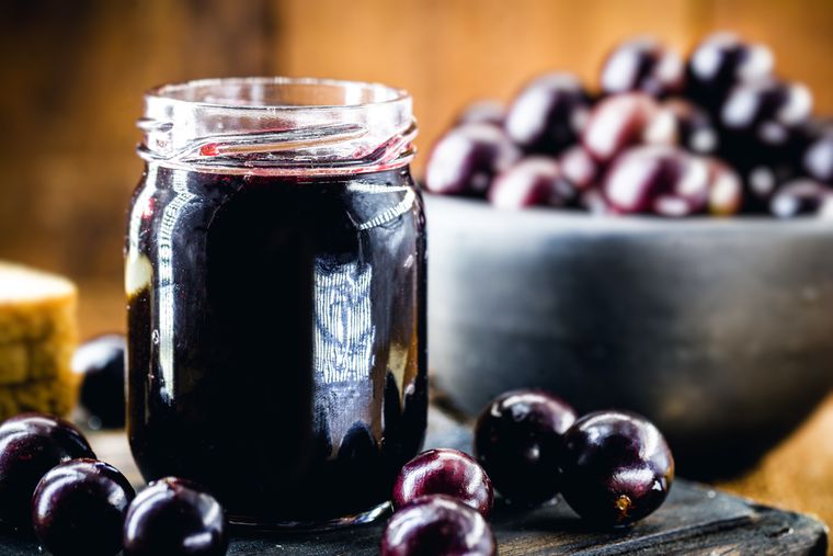 En algunas culturas, existen recetas donde la mermelada de uvas moradas comparte técnicas con la elaboración de vinos dulces y reducciones de mosto. En algunas culturas, existen recetas donde la mermelada de uvas moradas comparte técnicas con la elaboración de vinos dulces y reducciones de mosto.