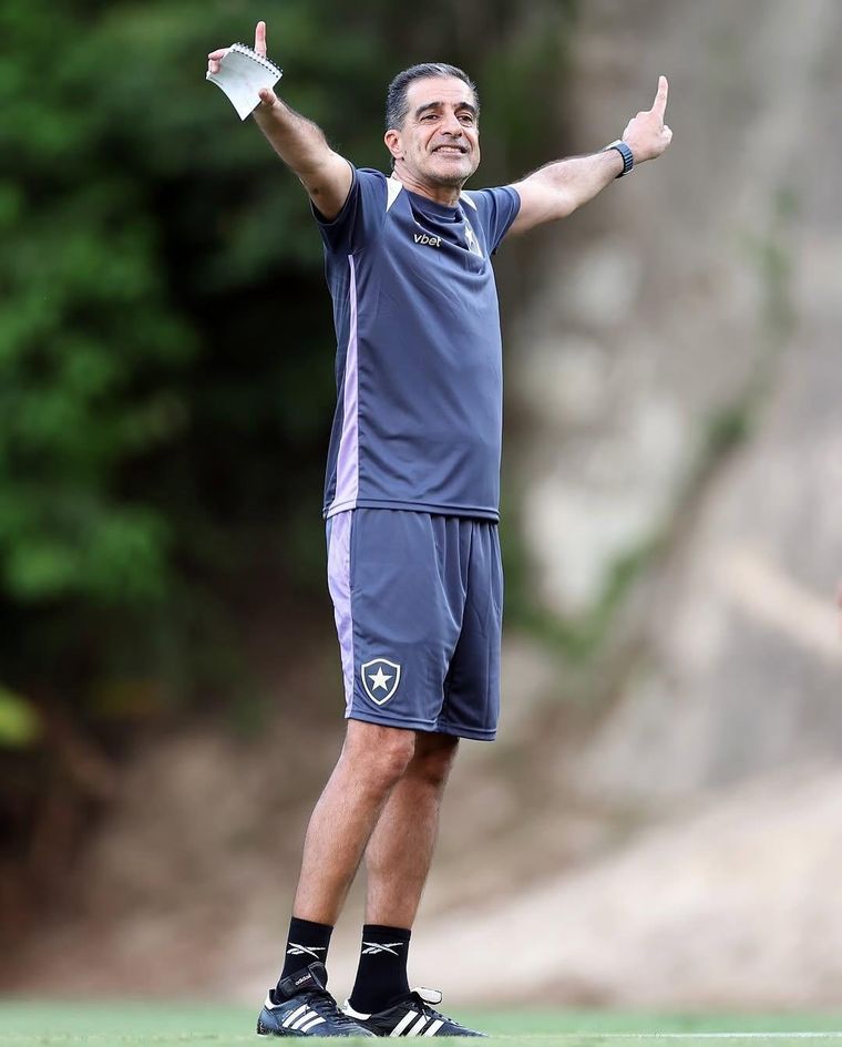 Rearmando a un Botafogo partido tras la coronación en la Libertadores Rearmando a un Botafogo partido tras la coronación en la Libertadores