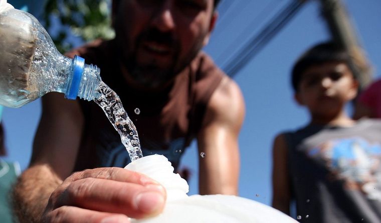 agua potable emergencia hídrica La falta de agua potable es grave, en Uruguay. Foto: EFE