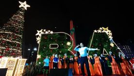 con el encendido de luces, la ciudad de buenos aires celebro frente al obelisco el espiritu de la navidad con el encendido de luces, la ciudad de buenos aires celebro frente al obelisco el espiritu de la navidad