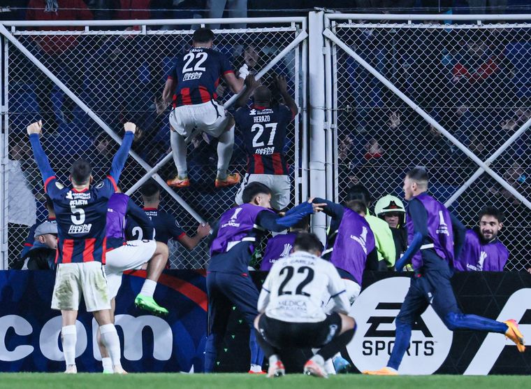 El dueño de casa logró una agónica victoria. Foto: Fotobaires