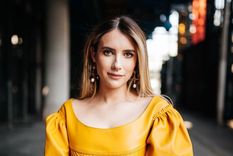 Usa estos zapatos tendencia 2023 como Emma Roberts y consigue los outfits más cool Foto: Instagram Usa estos zapatos tendencia 2023 como Emma Roberts y consigue los outfits más cool Foto: Instagram