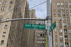 Un tramo de la avenida Broadway entre las calles 159 y 218 nombrado en homenaje a Juan Rodríguez. Foto: BBC Mundo