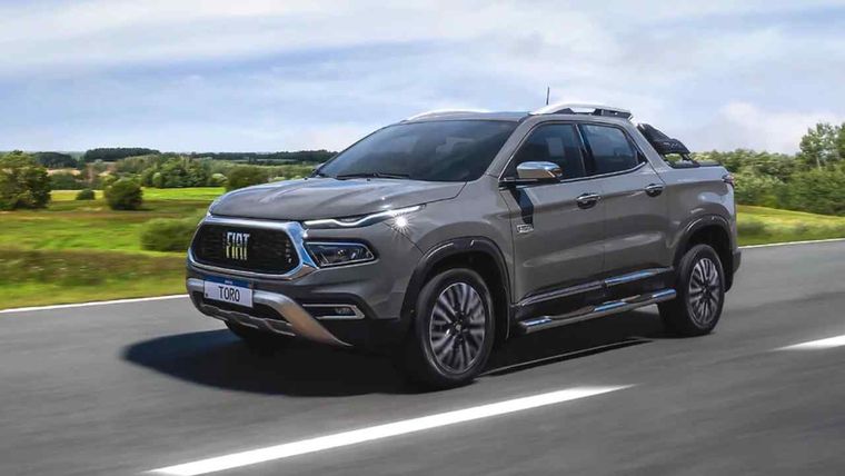 Un éxito desde su lanzamiento, la Fiat Toro ha sido reconocida con más de 30 premios nacionales e internacionales por diseño, calidad y valor de reventa. Un éxito desde su lanzamiento, la Fiat Toro ha sido reconocida con más de 30 premios nacionales e internacionales por diseño, calidad y valor de reventa.