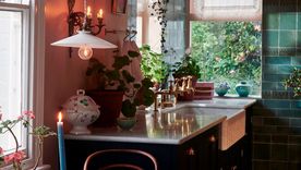 Una buena iluminación en la cocina es la forma más sencilla y fácil de transformar una cocina. Créditos: deVOL. Una buena iluminación en la cocina es la forma más sencilla y fácil de transformar una cocina. Créditos: deVOL.