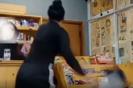 Una empleada destrozó un buffet universitario de la Facultad de Derecho de Mar del Plata, grabó el video y lo difundió a través de las redes sociales