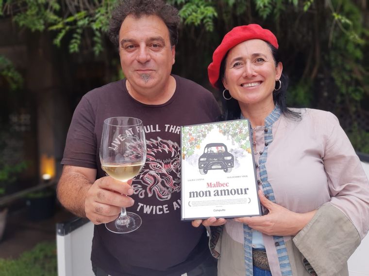 Alejandro Vigil junto a Laura Catena. Foto: MDZ