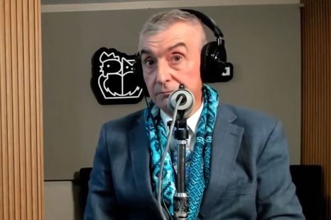 El periodista lo destrozó. El periodista lo destrozó.