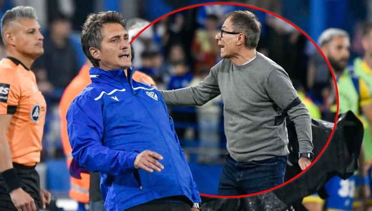 Guillermo Barros Schelotto y Ariel Holan se sacaron chispas en Vélez-Central.