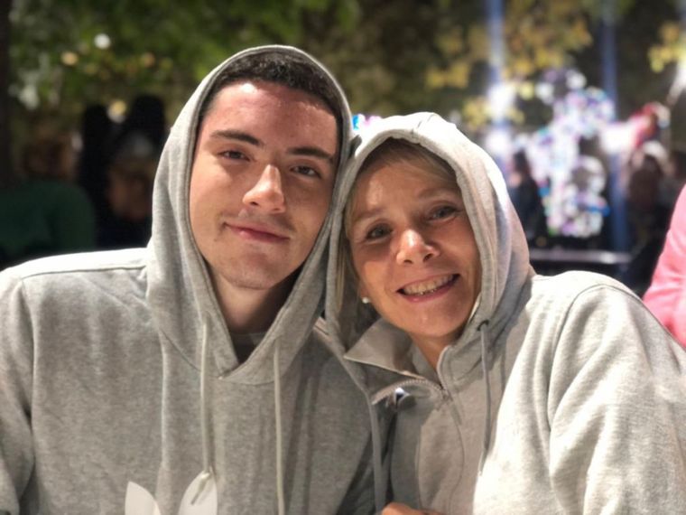 Tomás y su mamá CristinaFoto: Cristina Gallo