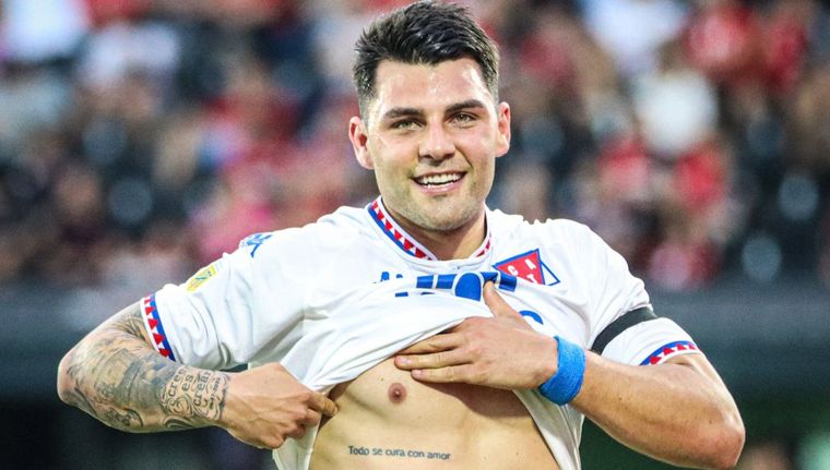 Ignacio Russo es la carta de gol de un Tigre que quiere dar otro batacazo en el Clausura. Ignacio Russo es la carta de gol de un Tigre que quiere dar otro batacazo en el Clausura.