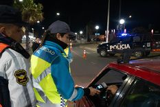 El conductor manejaba alcoholizado y fue detenido tras evadir un control policial.