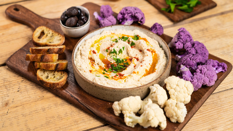 Esta receta surgió como alternativa baja en carbohidratos al hummus tradicional. Esta receta surgió como alternativa baja en carbohidratos al hummus tradicional.
