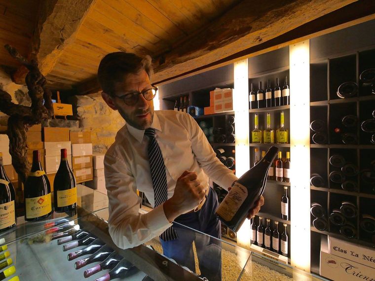 Sergio Calderón fue elegido como el mejor sommelier del mundo