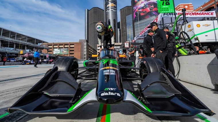 Canapino consiguió otro buen resultado en la IndyCar. Foto: @AgustinCanapino