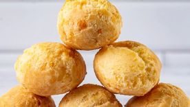 El chipá es un delicioso pan de queso originario de Paraguay que se come en varios países de Latinoamérica. Foto: Instagram
