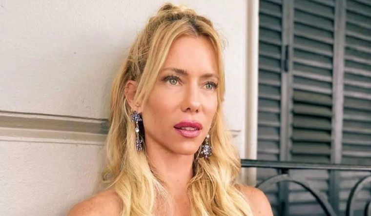 El descargo de Nicole Neumann se volvió viral al reflejar el agotamiento de muchos padres en diciembre. El descargo de Nicole Neumann se volvió viral al reflejar el agotamiento de muchos padres en diciembre.