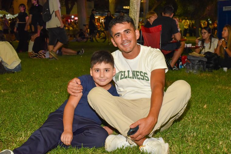 Eduardo y Nico Paez. Eduardo y Nico Paez.