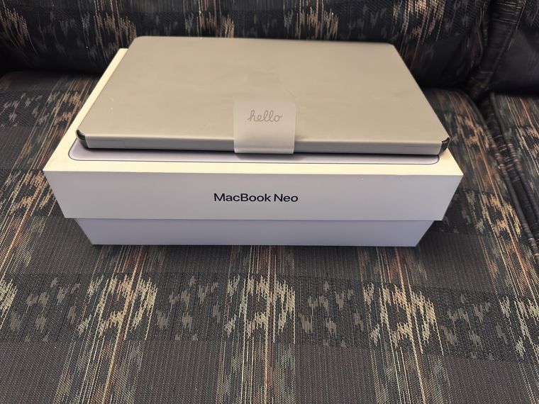 El incremento establecido para el modelo MacBook Neo modifica su posicionamiento frente a los equipos de Dell. El incremento establecido para el modelo MacBook Neo modifica su posicionamiento frente a los equipos de Dell.
