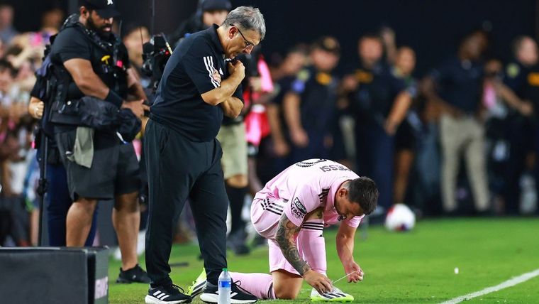 Martino encendió alarmas por el estado físico de Leo y el equipo. Foto: @MLSMoves