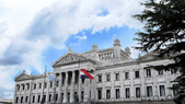 Uruguay se convierte en el primer país del Mercosur en ratificar el acuerdo con la UE. Uruguay se convierte en el primer país del Mercosur en ratificar el acuerdo con la UE.